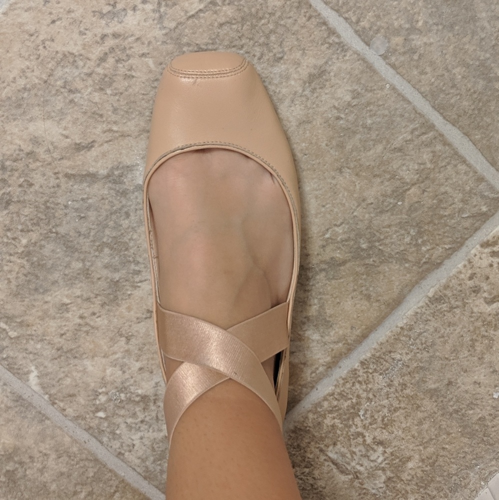 Jessica Simpson nude ballet flats